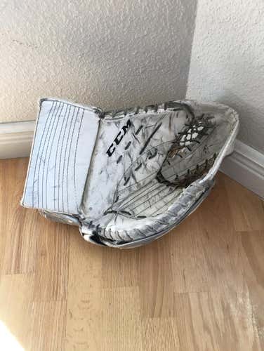 Used Junior CCM Goalie Glove Regular