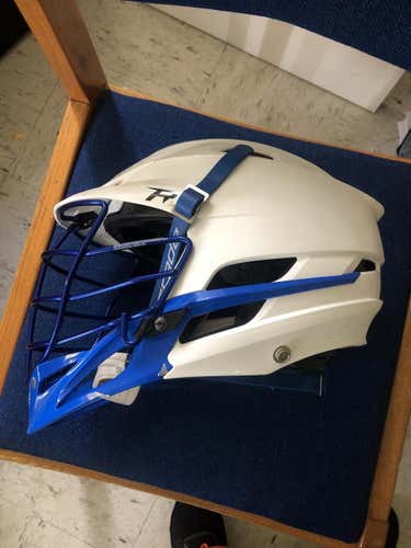 Cascade R Helmet Helmet Adult