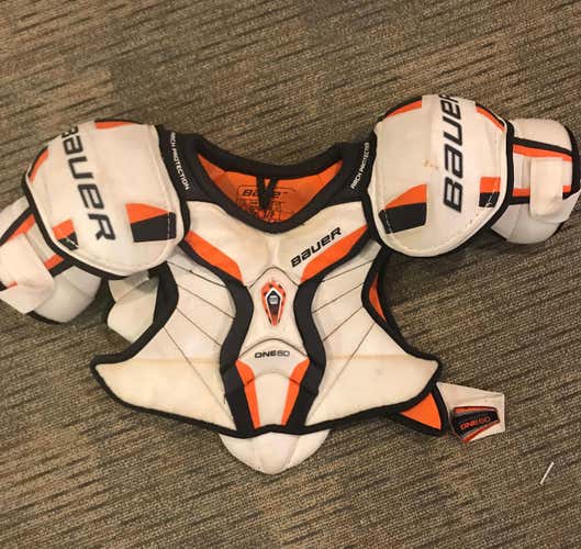 Bauer Shoulder Pads