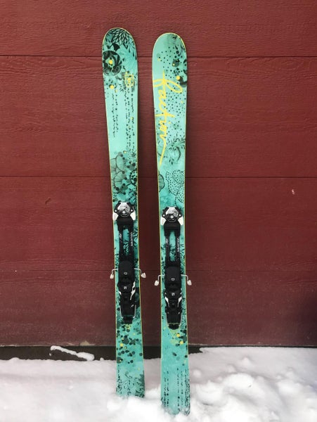 Women’s 2017/2018 Faction Skis With Salomon Guardian Bindings