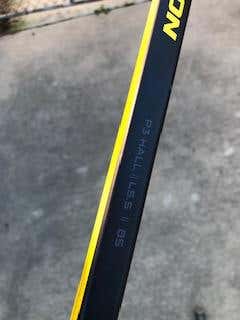 Easton Stick Righty Mid 85 flex Senior Hall Curve P3