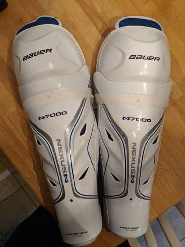 Bauer Nexus N7000 Shin Pads Senior