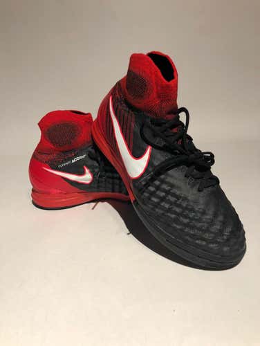 Nike JR Magista X Proximo II IC ACC Indoor Cleats