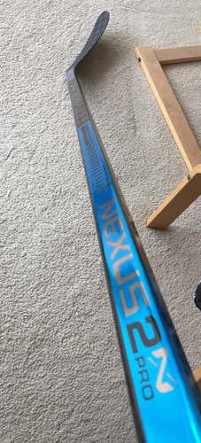 Bauer Nexus 2N Pro - Righty 77 Flex P28 Senior