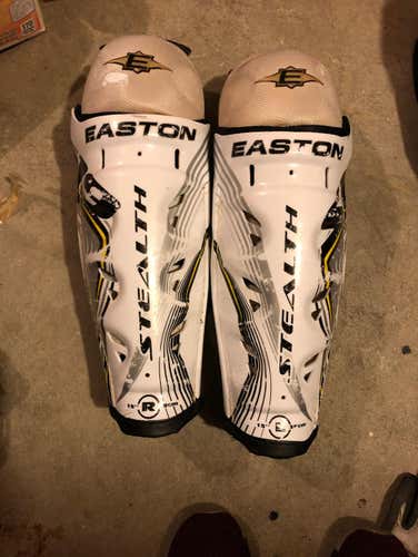 Easton stealth Shin Pads