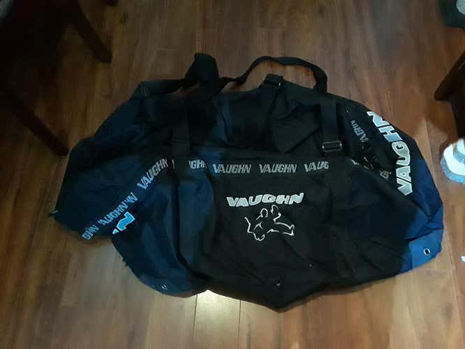 Vaughn carry Goalie bag