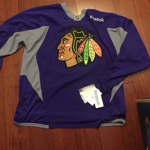 New Reebok Chicago Blackhawks Practice Jersey