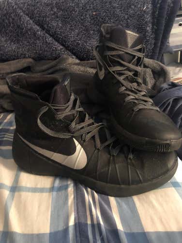 Nike Hyperdunk 2015 Size 13