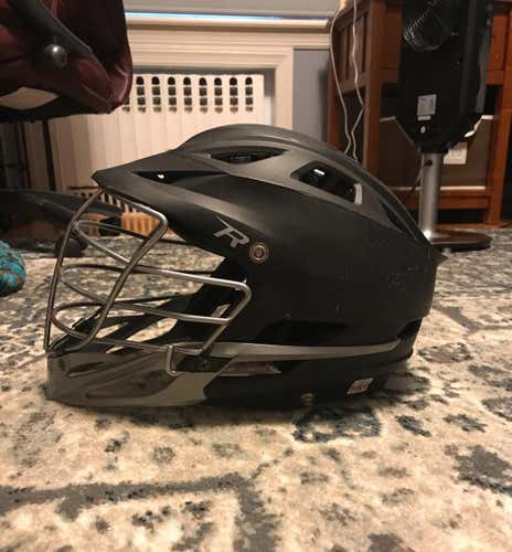 Used black Cascade R with grey chin