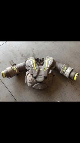 Vaughn V7 XF Pro Carbon Senior Large Chest Protector (see All Photos)