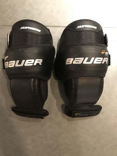 New Bauer 1s goalie knee guards