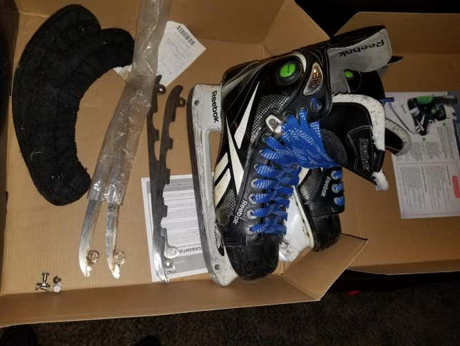 Reebok Skates Senior Size 9.5