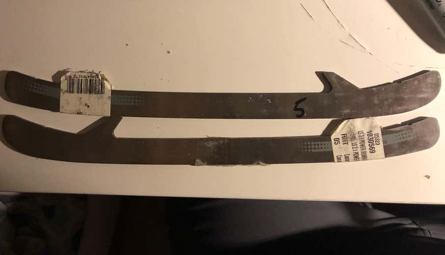 Bauer Lighspeed LS2.1 Steel Skate Size 5 (246)