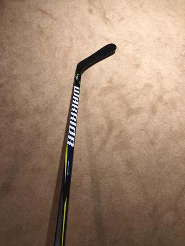 WARRIOR ALPHA QX PRO RIGHT RH SENIOR STICK