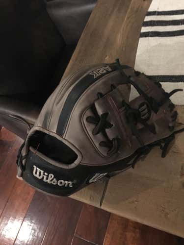 Wilson A2K Glove High School & College
