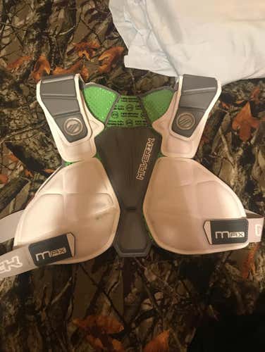 Maverik Shoulder Pads Lacrosse