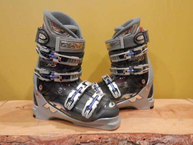 WOMEN'S SKI BOOTS ( 24.5 ) NORDICA BEAST 10W 70 FLEX EXCELLENT CONDITION