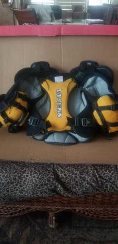 Vaughn Goalie Chest Protector Intermediate