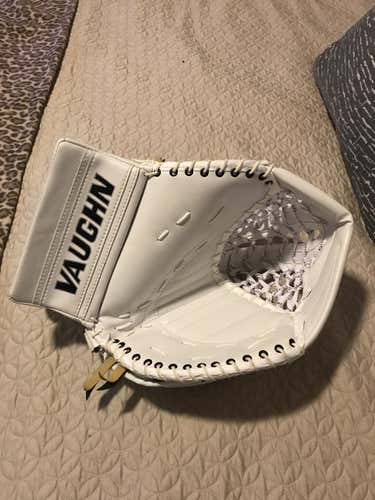 Brand new very rare Martin Brodeur game issued pro Stock Vaughn goalie glove