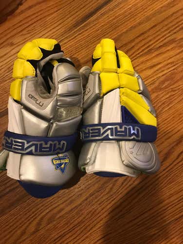 Game Worn Florida Launch Maverik Max Gloves