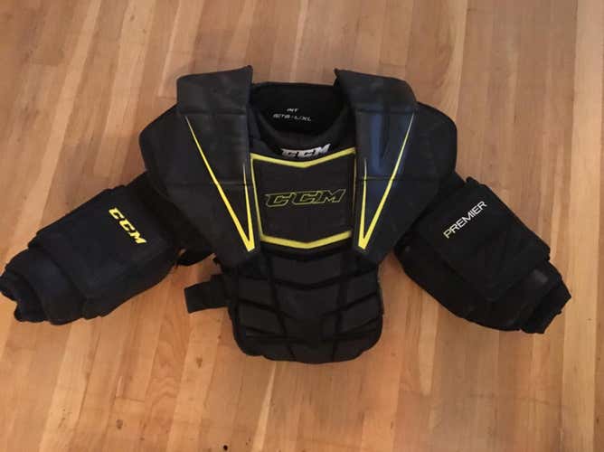 CCM Premier Chest Protecter Intermediate XL
