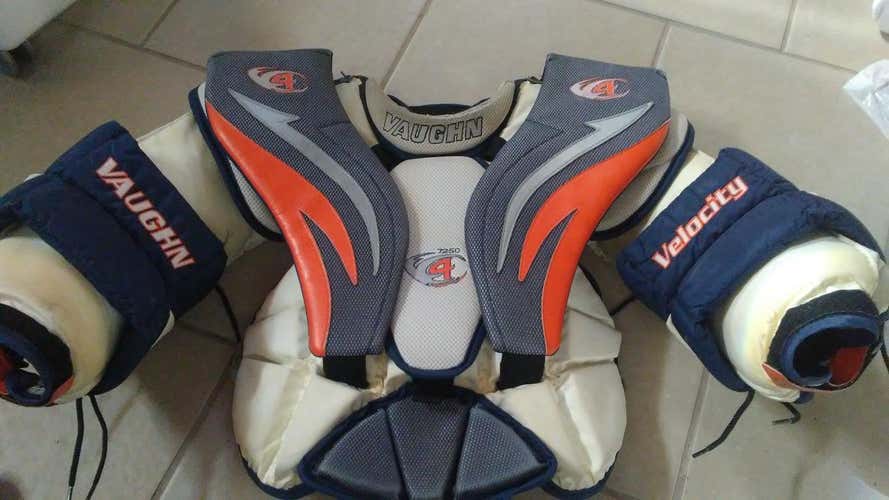 Vaughn Goalie Chest Protector Intermediate