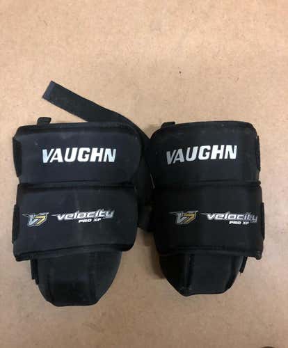 Vaughn Velocity V7 Pro XF Knee Guards