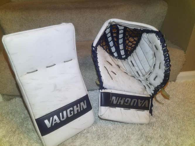 Vaughn Velocity V6 2000 Goalie Glove & Blocker Regular Senior