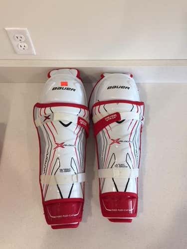 New Bauer Shin Pads Senior