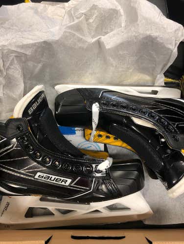 Supreme 1S Goalie Skates, Size 9.5D