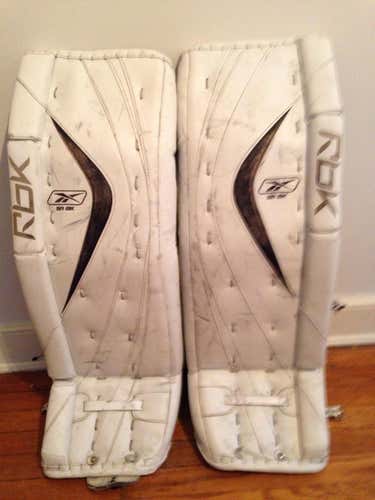 Reebok 8K Goal pads 35"