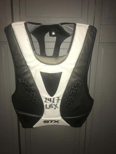 STX Cell 2 chest protector