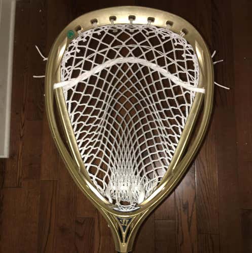Gold Warrior Nemesis 2 Goalie Head w/ Grizzly 1x