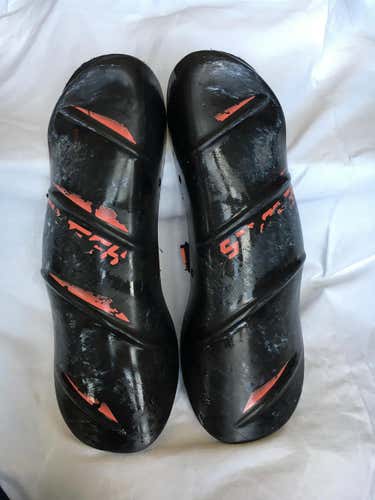 CARBON Slytech Shin Guards