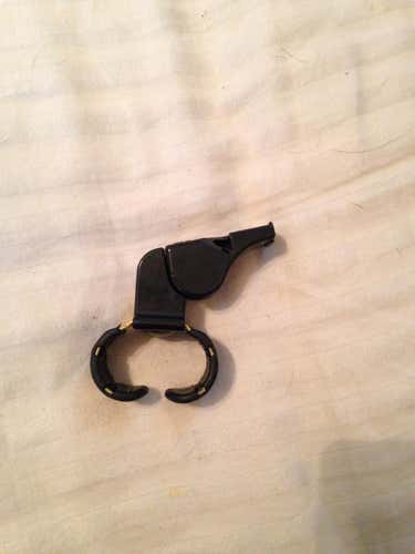 Fox 40 Classic Finger Whistle