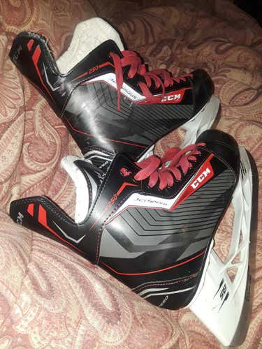 CCM JetSpeed 250 Skates Senior Size 9