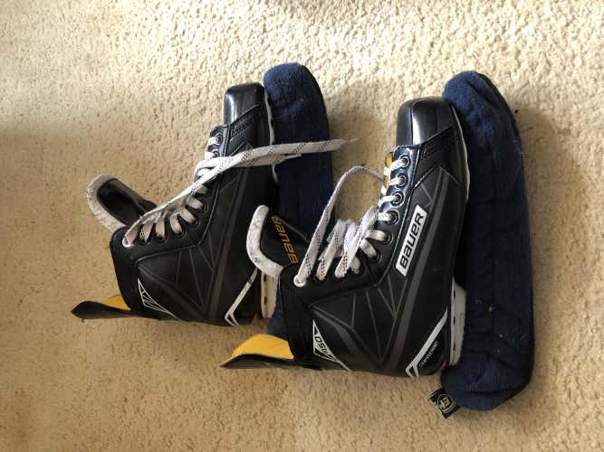 Used Bauer Supreme S150 Senior Skates
