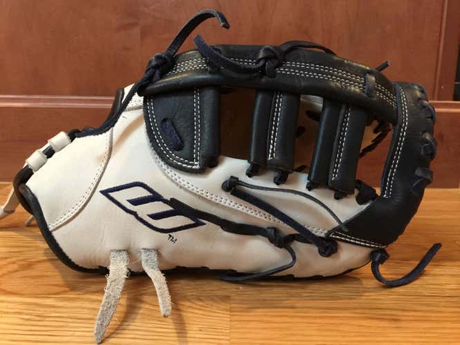 Worth Liberty Advanced Fastpitch First Base Mitt 13"