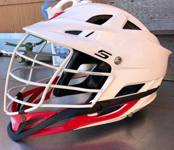 White Cascade S Helmet