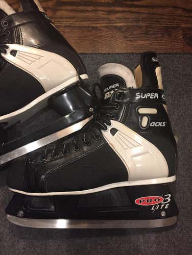 Vintage 652 CCM Super Tacks Size 9