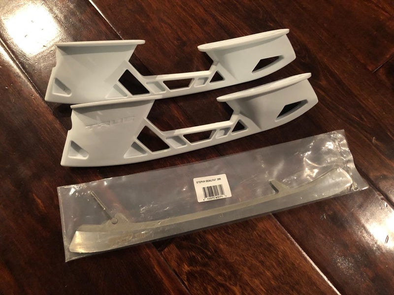 New! True / VH Goalie Skate Holders 288mm Step Steel