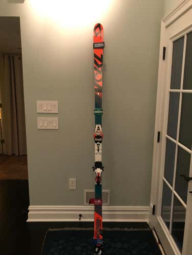 211cm 45 M radius Volkl Super G Skis With Bindings. Have Never Been Used!