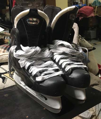 Size 7 Reebok 9k Pump Skates