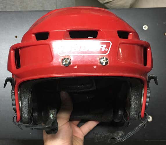 Bauer 8000 Helmet Medium