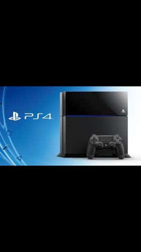 Sony Ps4 Comes With Games And 4 Controllers