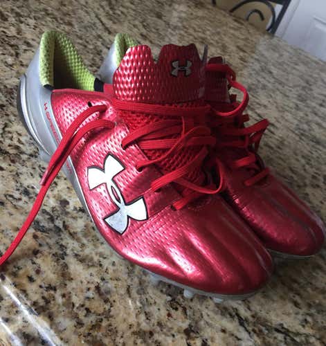 UA Men’s Speedform Cleats (SIZE 9.5)