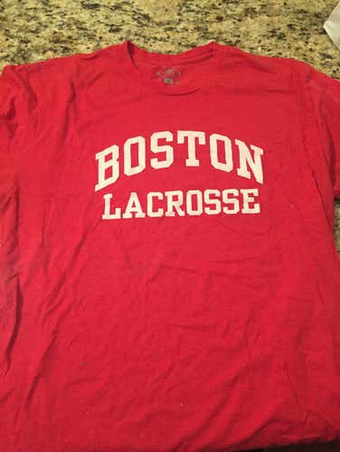 Boston U Shirt (LARGE)