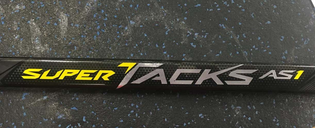 New CCM Super Tack AS1 Pro Stock Stick P90 85 Flex Extra Tall 69”