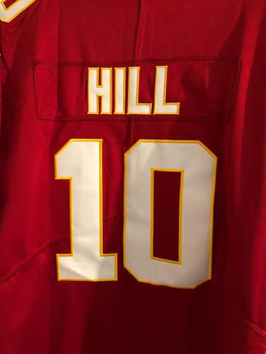 Tyreek Hill, Kansas City Chiefs #10 Replica Game Jersey (NEW WITH TAGS)