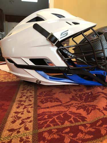 New Cascade S Helmet Helmet Adult